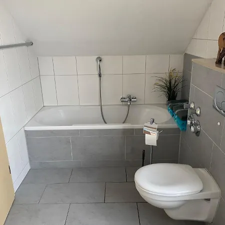 아파트 Ferienwohnung Zum Spessart Lohr